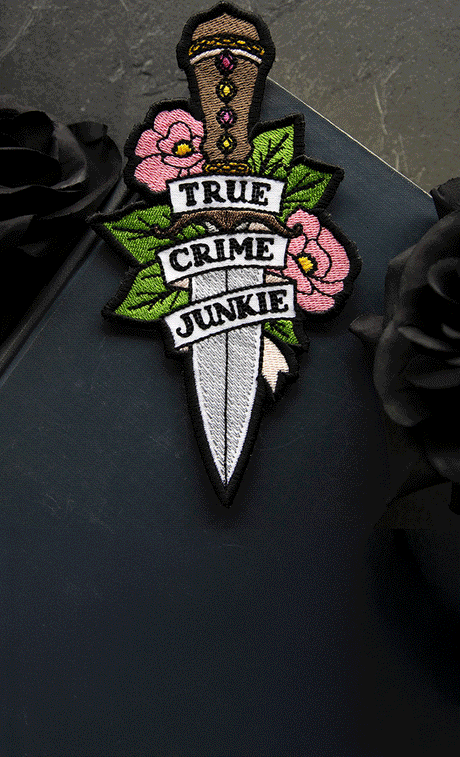 slideshow of various machine embroider designs.