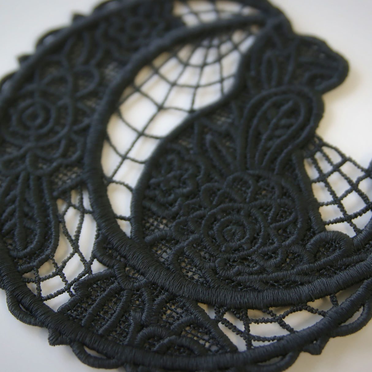 Darkly Delicate (Lace) (Design Pack)