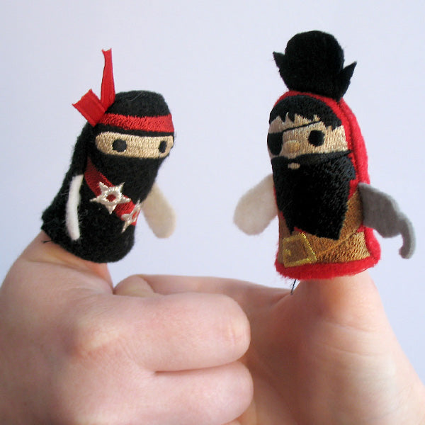 Thumb Wars - Pirate (In the Hoop)