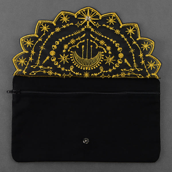 Celestial Organza Front Clutch (In-the-Hoop)