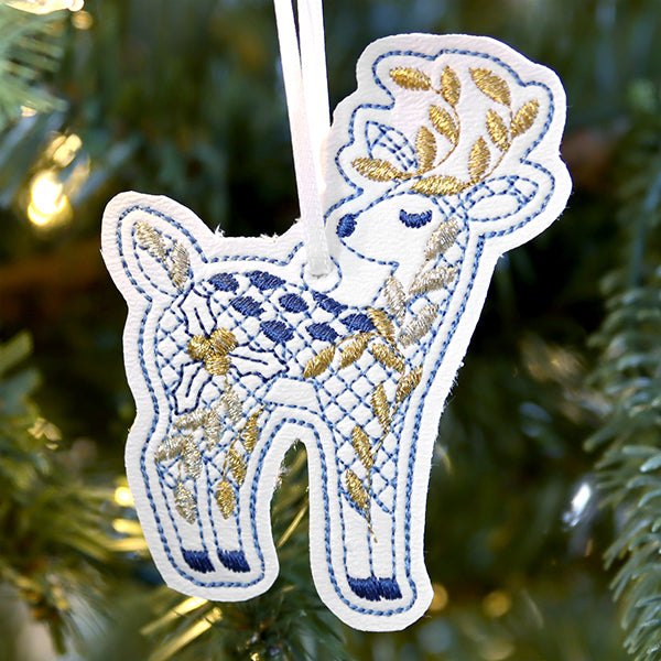 Glistening Ornament - Reindeer (In-the-Hoop)