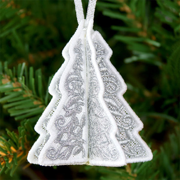 Slotted Christmas Tree Ornament in 3D (Lace)