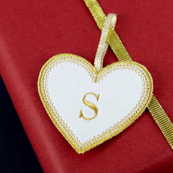 Decorative Edge Heart Ornament (In-the-Hoop)