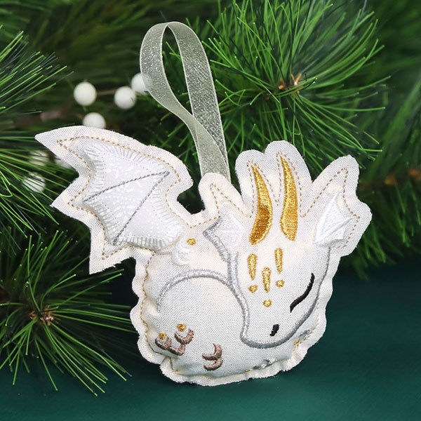 Sweet Dragon Ornament (In-the-Hoop)