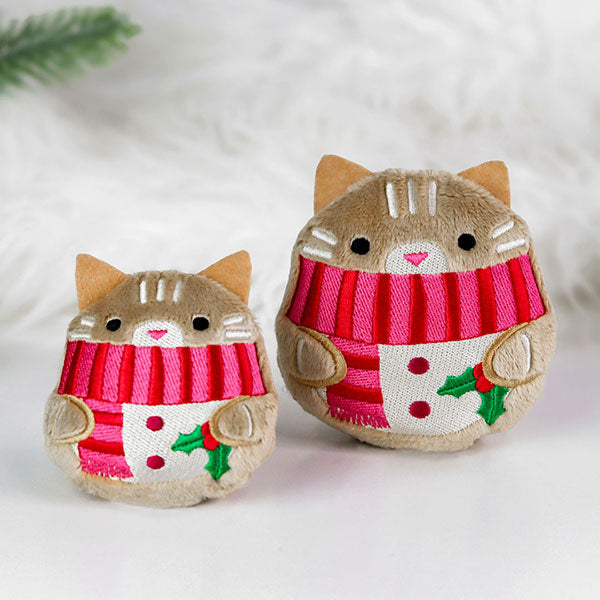 Fluffy & Festive Cat (In-the-Hoop)