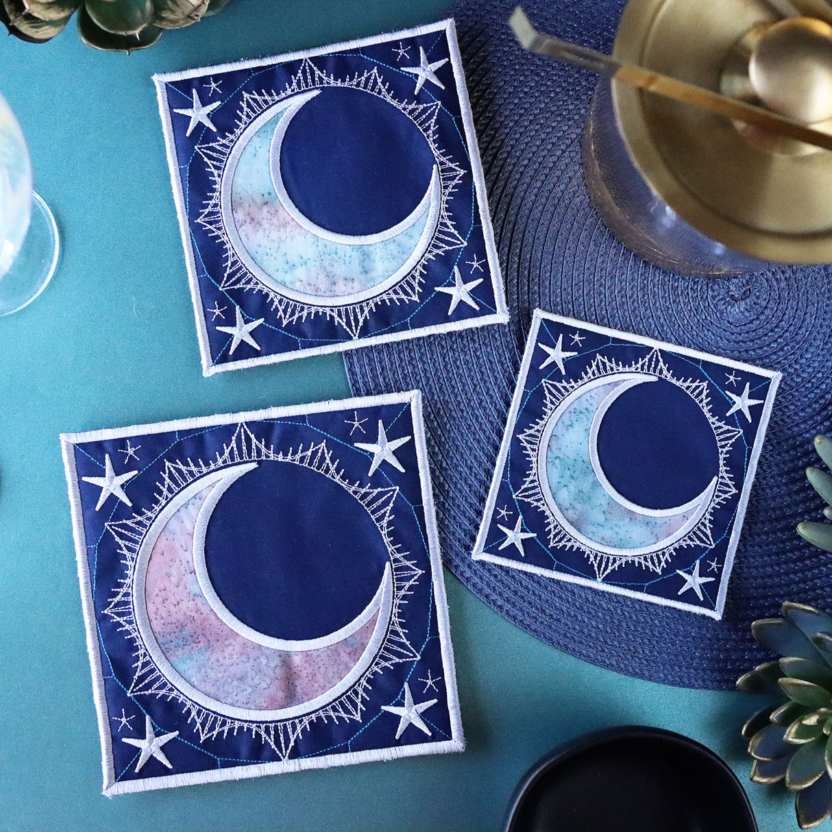 Celestial Moon Trivet (In-the-Hoop)