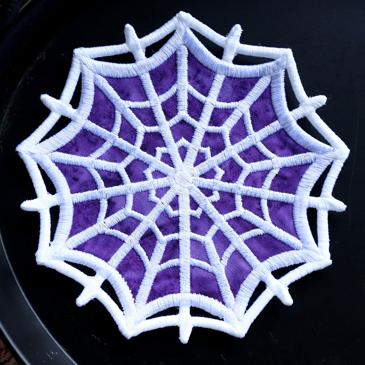 Lace Edge Spiderweb Coaster (In-the-Hoop)