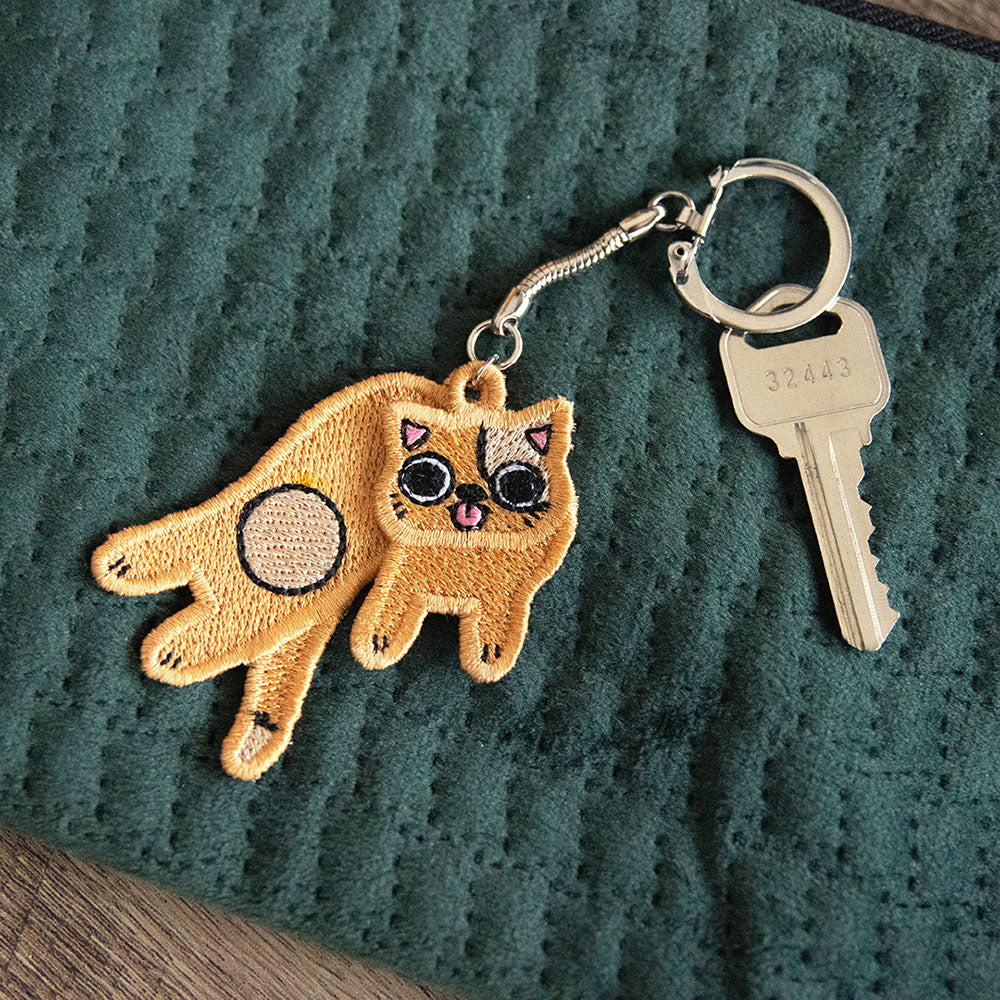 Dangling Kitty Charm (Freestanding)