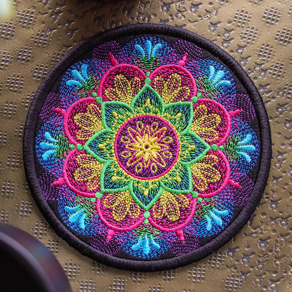 Mirage Mandala Coaster (In-the-Hoop)