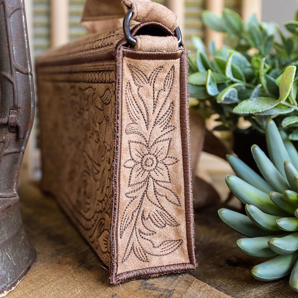 Western Leather Tooling 3D Purse (In-the-Hoop)