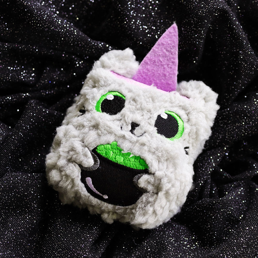 Witch Kitty Stuffie (In-the-Hoop)