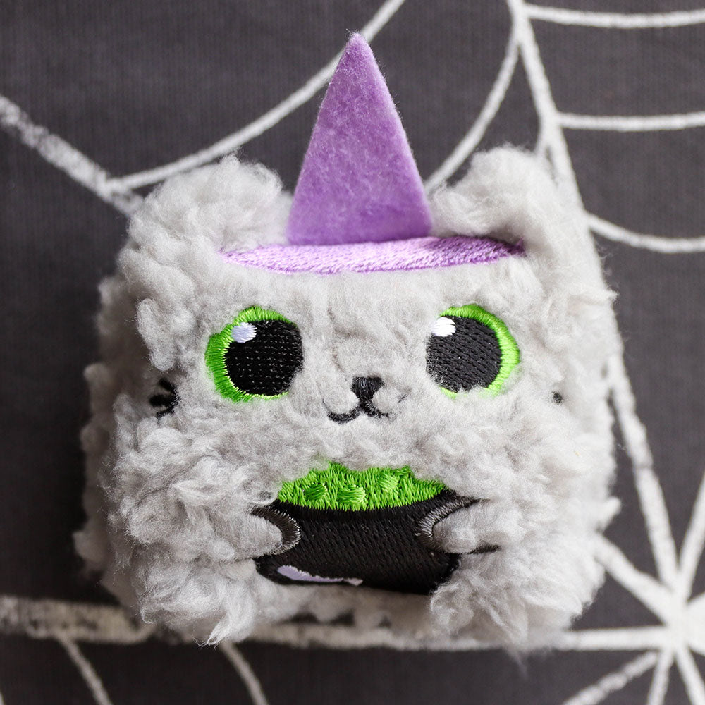Witch Kitty Stuffie (In-the-Hoop)