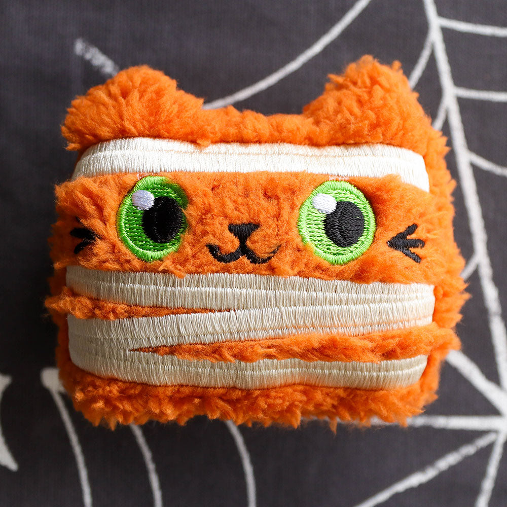 Mummy Kitty Stuffie (In-the-Hoop)