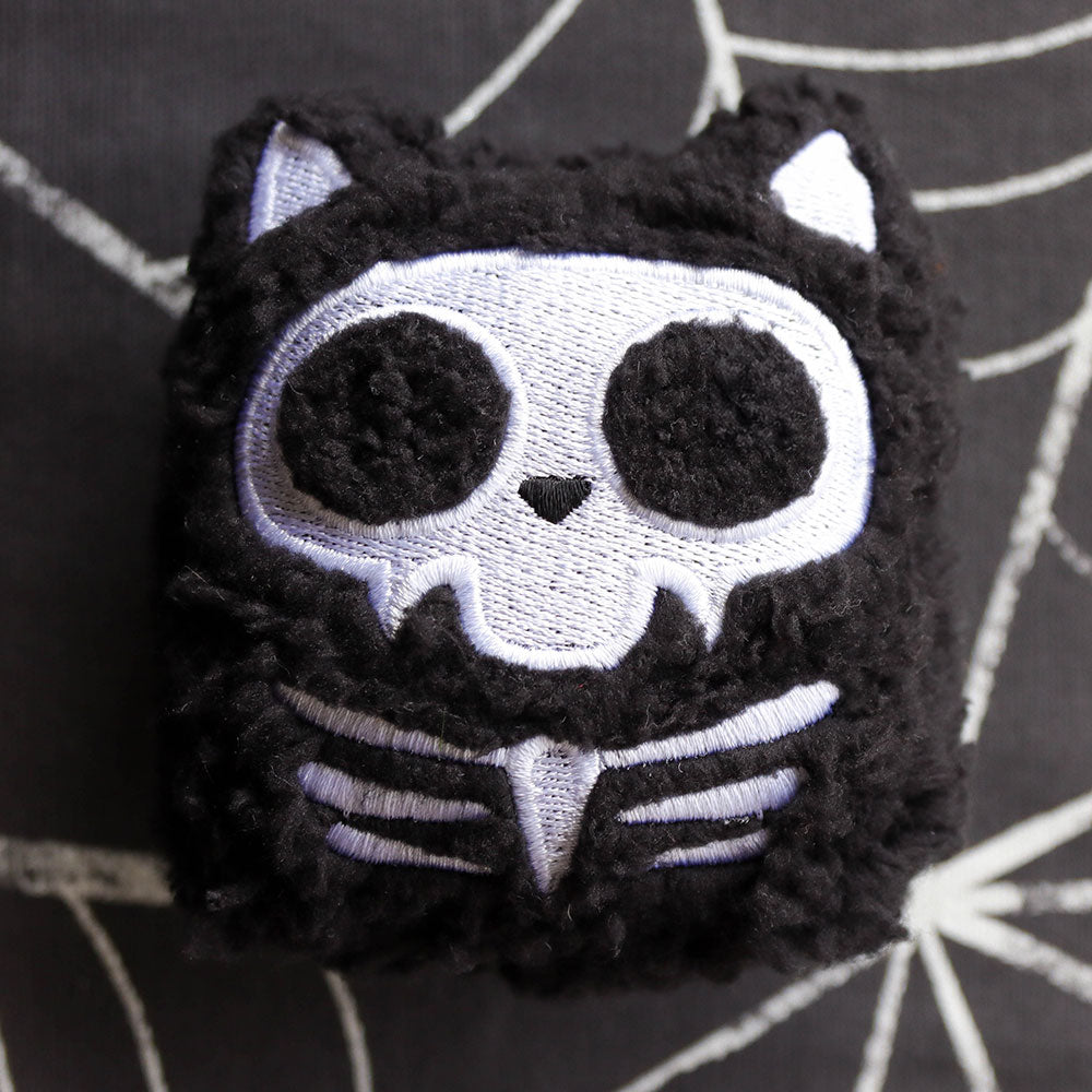 Skeleton Kitty Stuffie (In-the-Hoop)