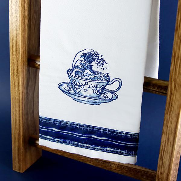 Delft Blue Stormy Waves Teacup