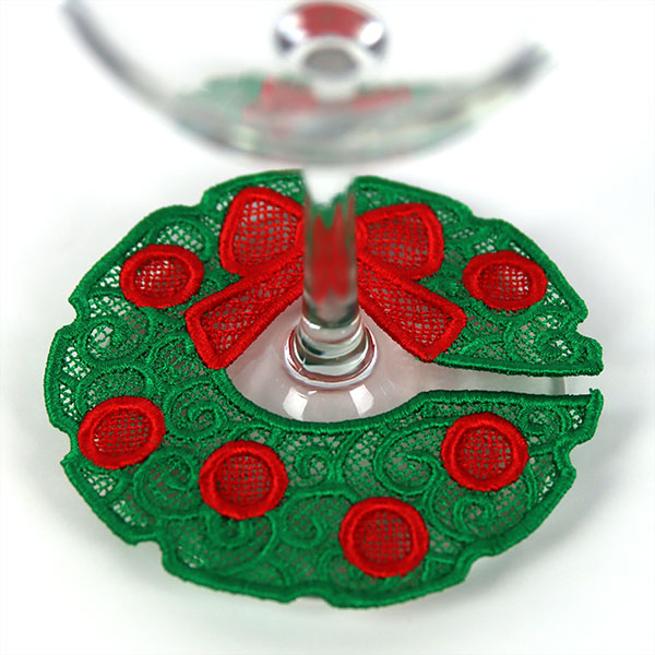 Wine Charm - Christmas Wreath (Lace)