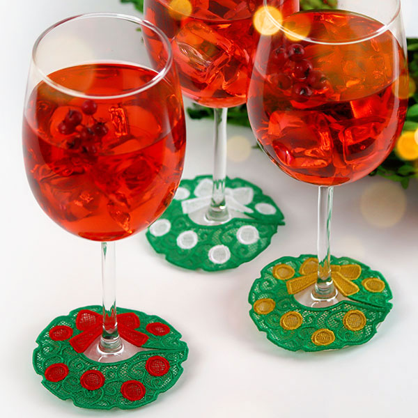 Wine Charm - Christmas Wreath (Lace)