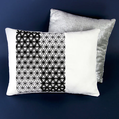 Geometric Fade Out Border