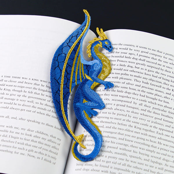 Magic & Mythos Dragon (Freestanding)