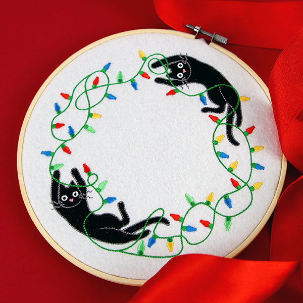 Christmas Lights Kitty Wreath