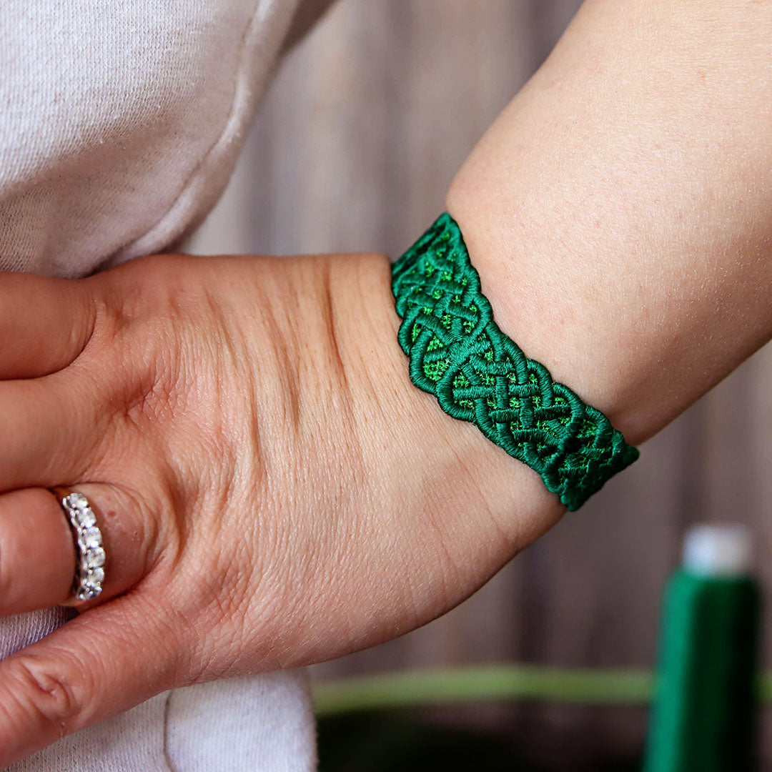 Celtic Knotwork Bracelet (Lace)