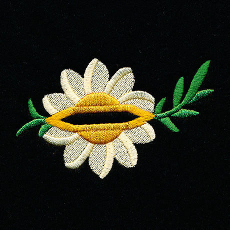 Cottage Garden Buttonhole - Daisy 2