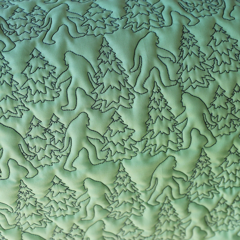 Cryptid Creatures - Bigfoot (Edge-to-Edge Quilting)