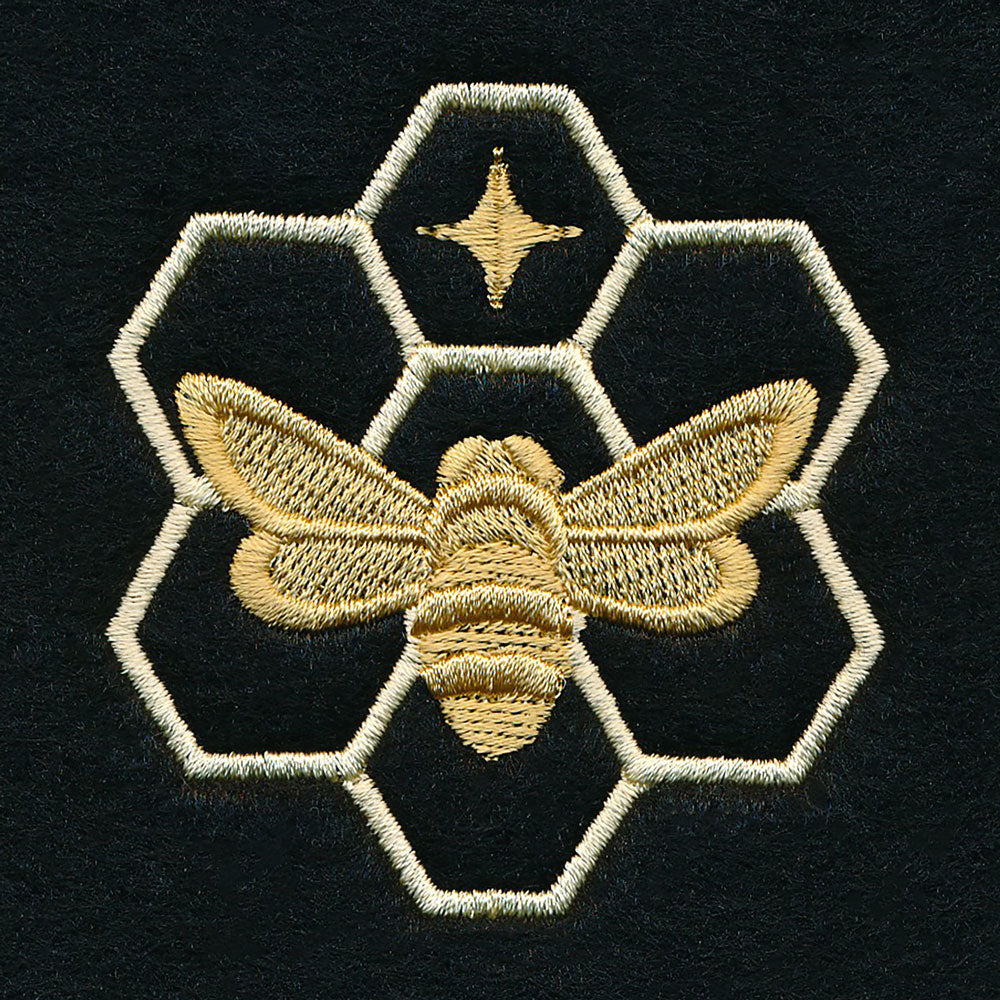 Queen Bee Apparel - Accent
