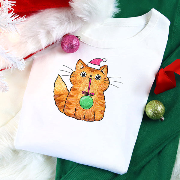 Fluffy Christmas Kitty