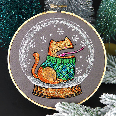 Wintertime Snowglobe Kitty