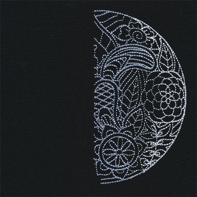 Luna - Waxing Quarter Moon