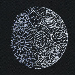 Luna - Waxing Gibbous Moon