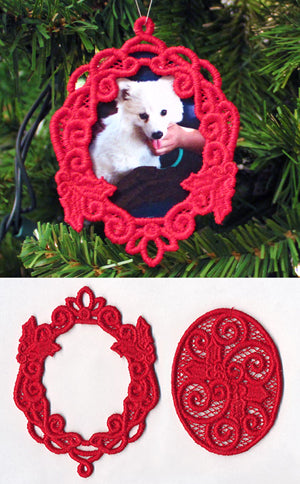 Holly Wreath Photo Ornament (Lace)