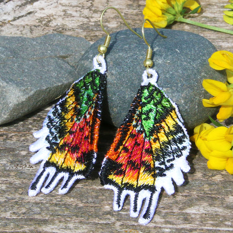Madagascar Moth Wings (Freestanding)
