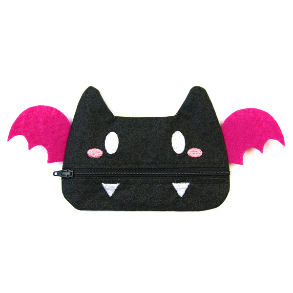 Batty Halloween Zipper Pouch (In-the-Hoop)