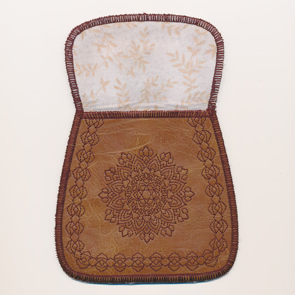 In a Stitch Leather Purse (In-the-Hoop)
