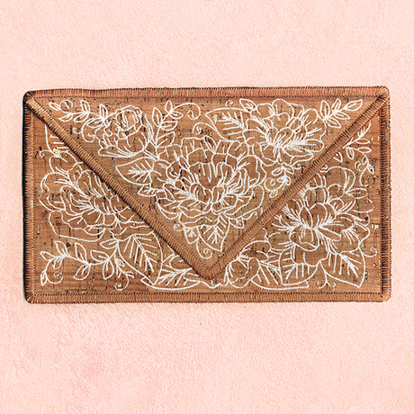 Delicate Floral Clutch (In-the-Hoop)