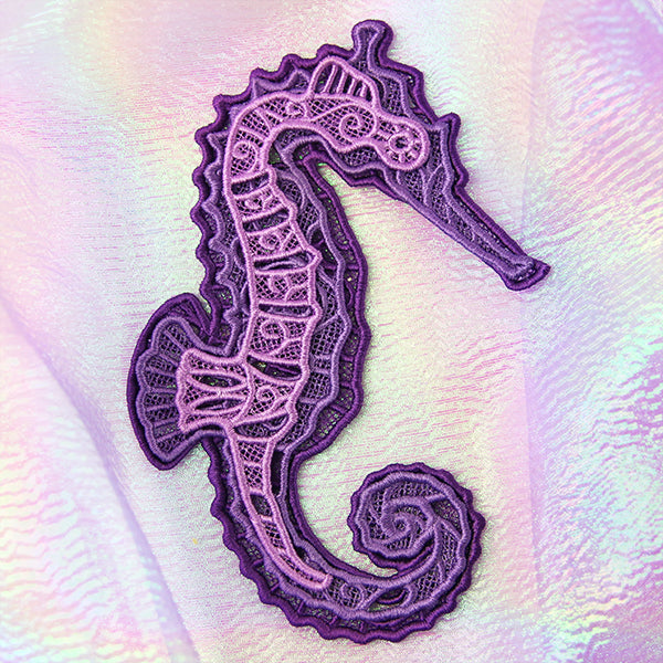Lovely Layered Seahorse (Lace)