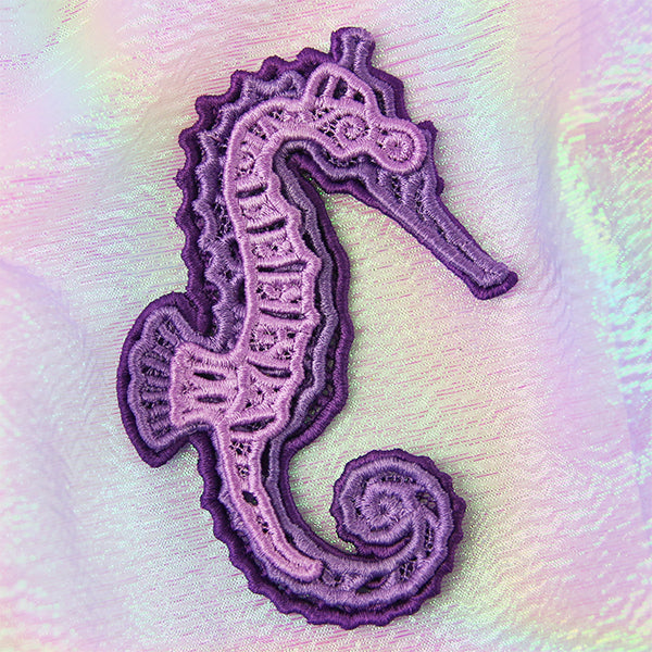 Lovely Layered Seahorse (Lace)