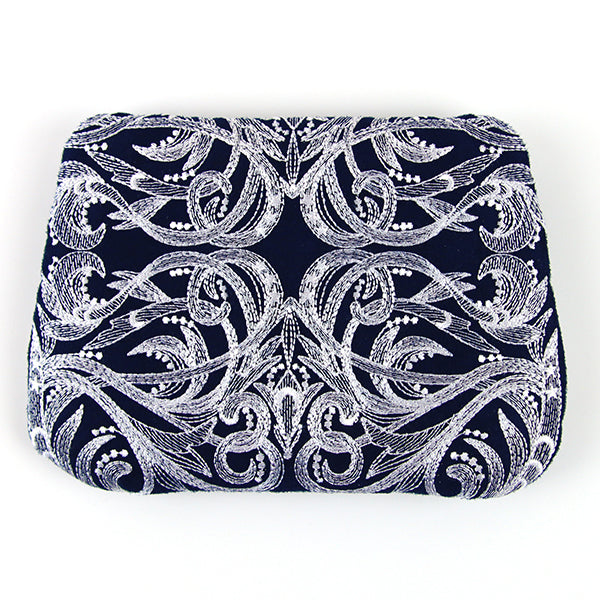 Moonlit Magic Lined Zipper Pouch (In-the-Hoop)