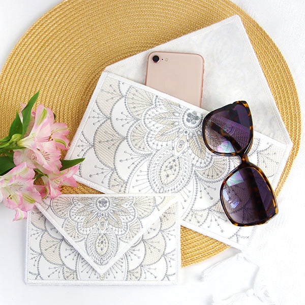 Bohemian Elegance Clutch (In-the-Hoop)