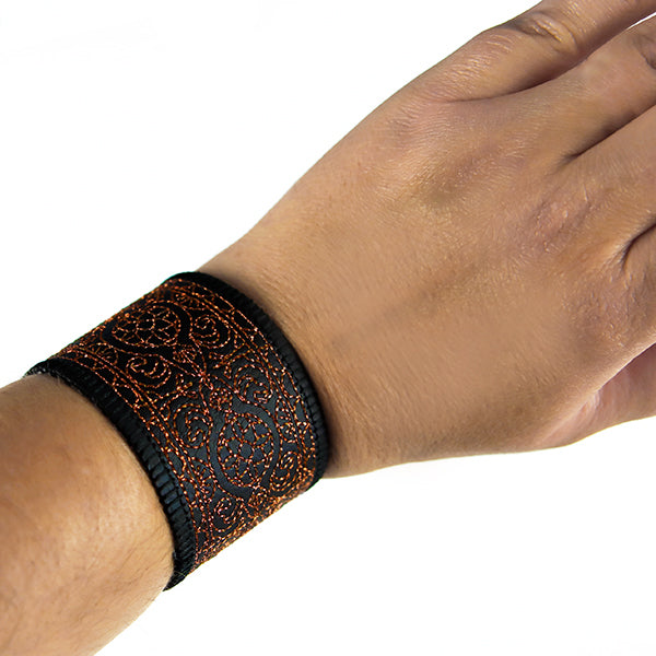 Intricate Details Leather Cuff (In-the-Hoop)