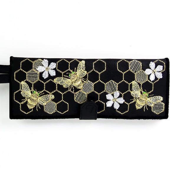 Sweet As Honey Wallet (In-the-Hoop)