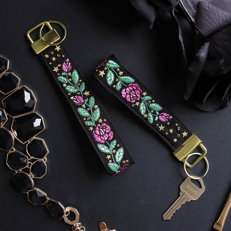 machine embroidery wristlet straps with floral designs