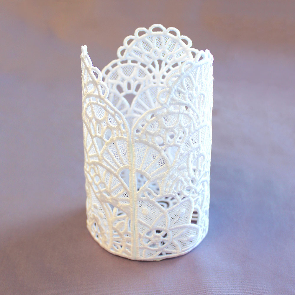 Scalloped Lantern (Lace)