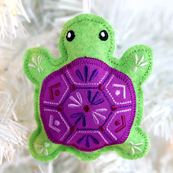 Happy Turtle Ornament (In-the-Hoop)
