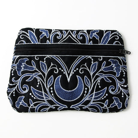 Mirrored in Beauty Lined Zipper Pouch (In-the-Hoop)