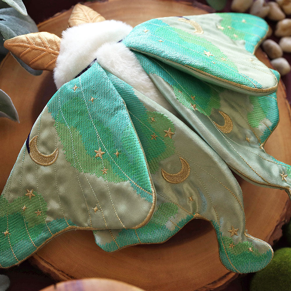3D Moth (In-the-Hoop)