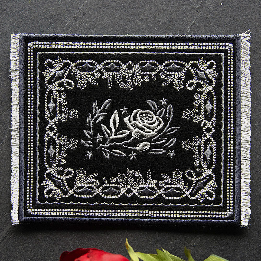 Gothic Rose Mug Rug (In-the-Hoop)