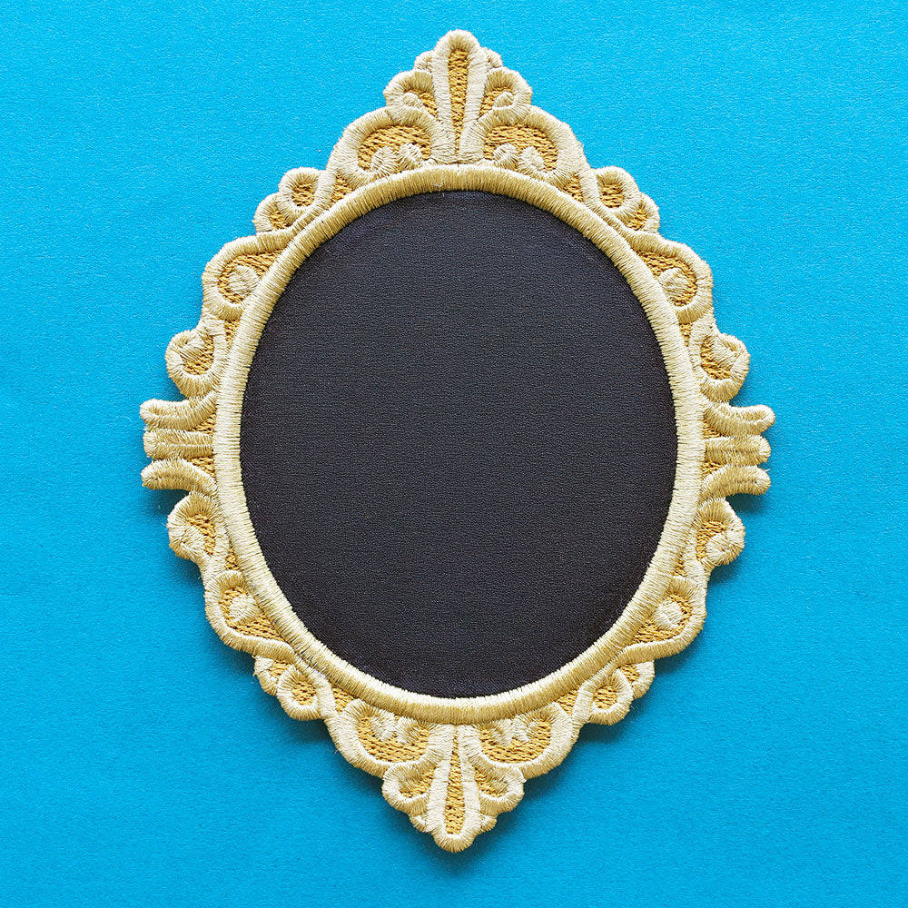 Blank Lace Edge Frame Coaster - Oval (In-the-Hoop)
